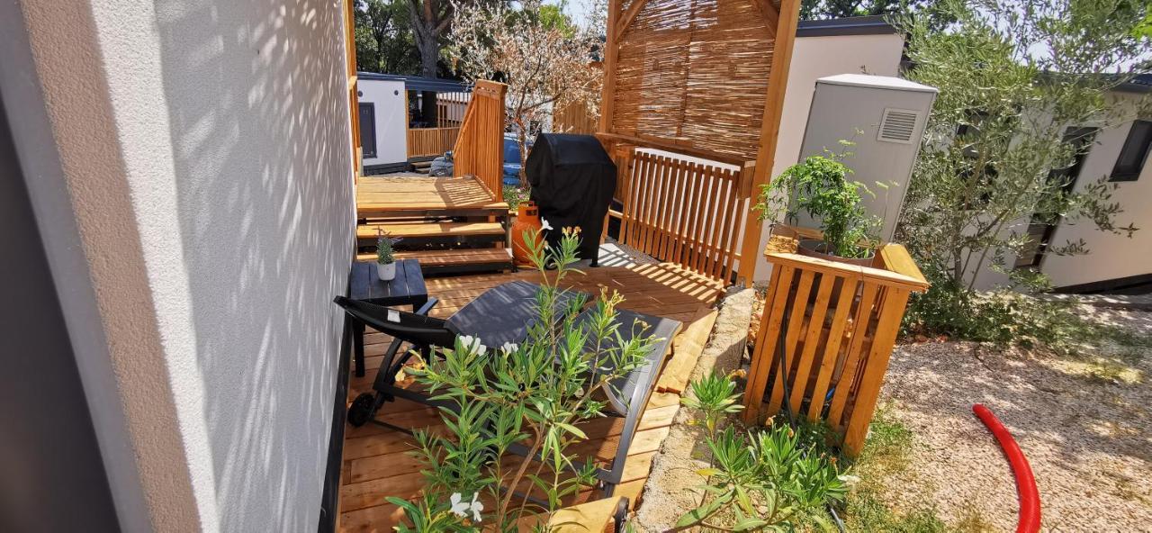 Mobile Home Kmz Selce Exterior photo