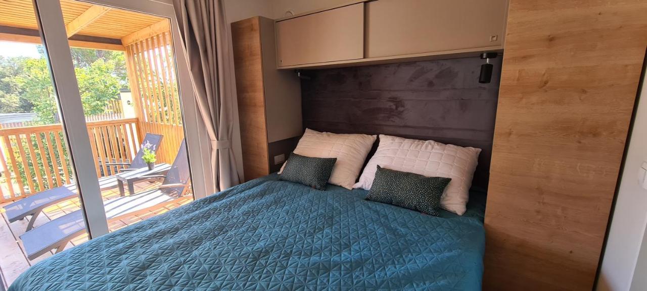 Mobile Home Kmz Selce Exterior photo